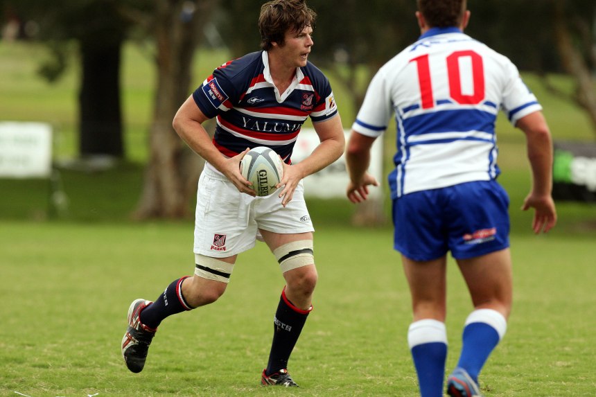 Egan, Tom runs 040409D-0470.JPG