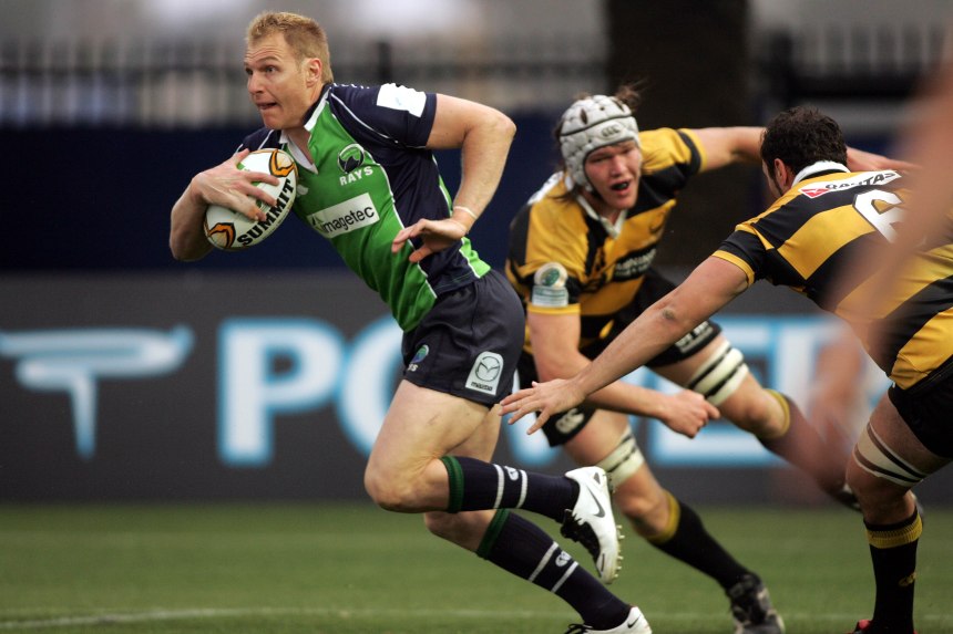 Hewat, Peter runs 061007D-7411.JPG