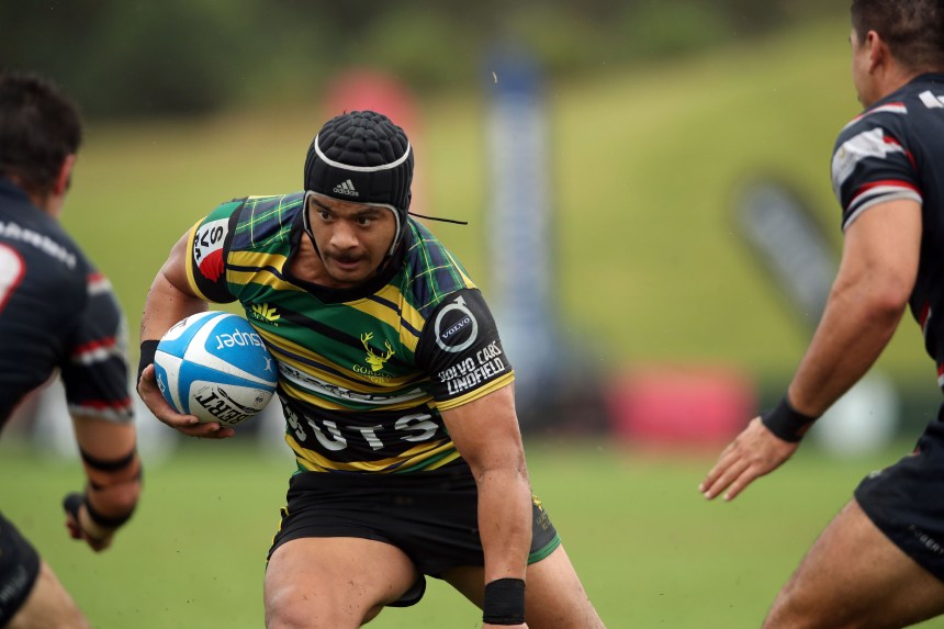 Iona, Rodney runs rain 241020D-1796.JPG